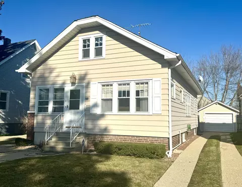 7527 15th, Kenosha, WI 53143