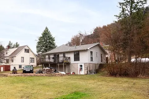 319 Spring, Lynxville, WI 54626