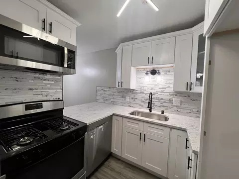 4253 W Rivers Edge #2, Brown Deer, WI 53209
