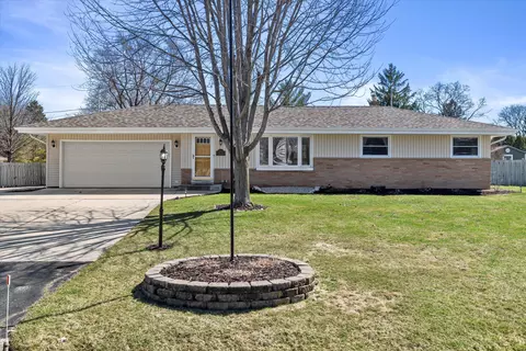 w152n5470 Beaver, Menomonee Falls, WI 53051