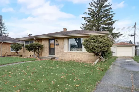 808 Montclair, Racine, WI 53402