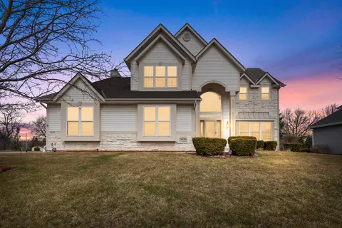 3270 E James, Oak Creek, WI 53154