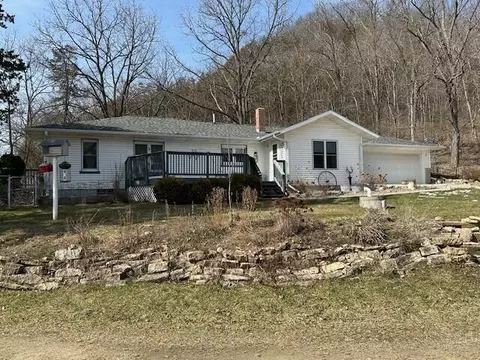16674 Deer Vly, Freeman, WI 54628