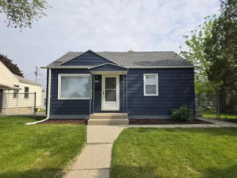 7516 W Nash, Milwaukee, WI 53216