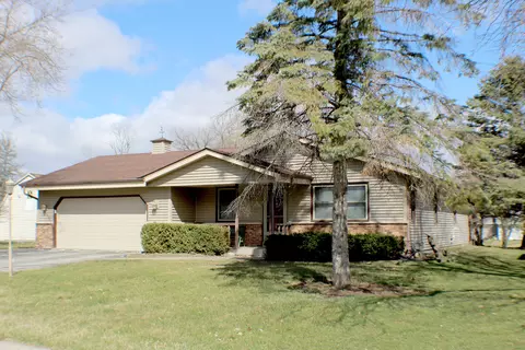 n78w15518 Old Gate, Menomonee Falls, WI 53051