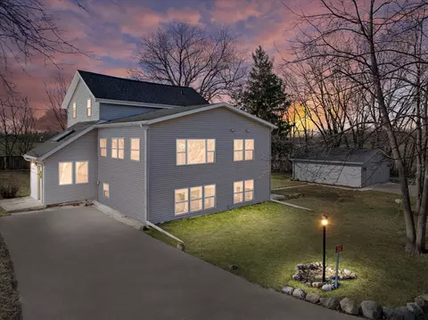 512 Clarence, Deforest, WI 53532