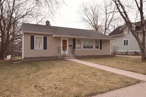 181 N Esterly, Whitewater, WI 53190