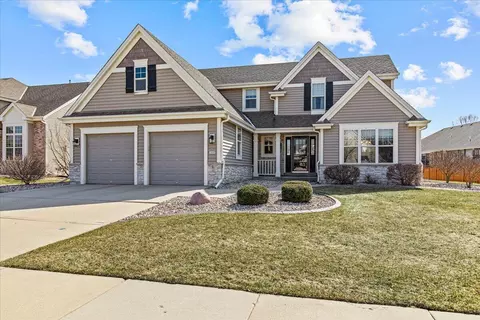 1607 Prairie, West Bend, WI 53095