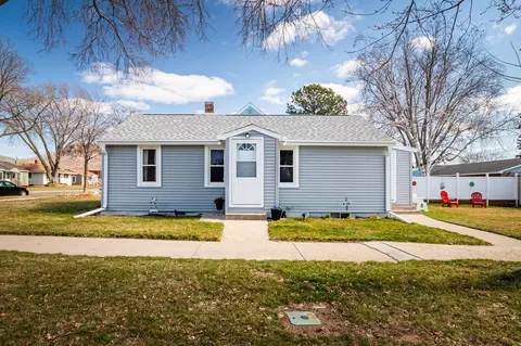 2204 Park, La Crosse, WI 54601
