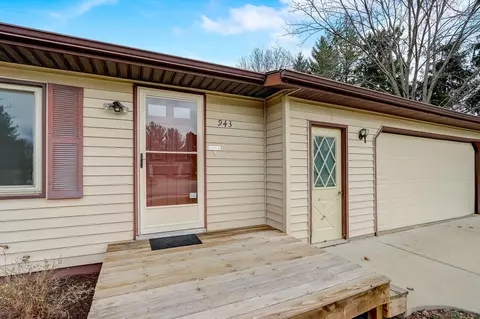 943 Cass, Lake Mills, WI 53551