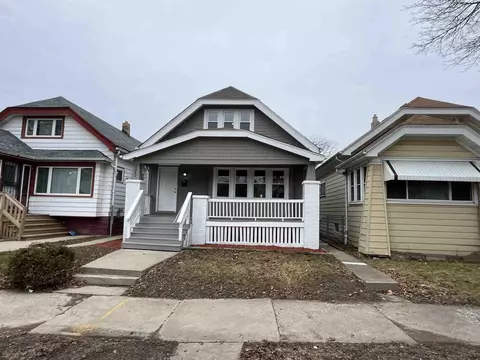 4062 N 18th, Milwaukee, WI 53209