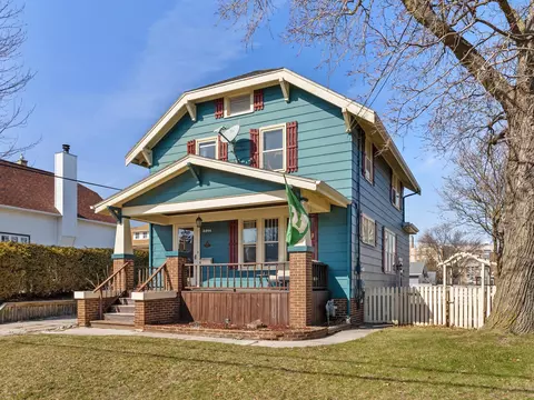 2206 Clark, Manitowoc, WI 54220