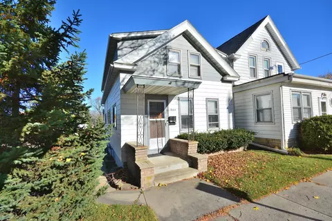 3474 E Plankinton, Cudahy, WI 53110