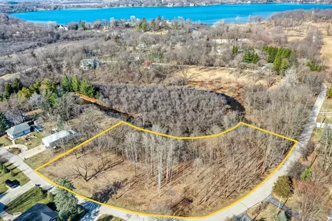 lt1a lalumiere, Oconomowoc Lake, WI 53066
