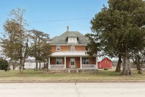 n852 County Road R, Watertown, WI 53098