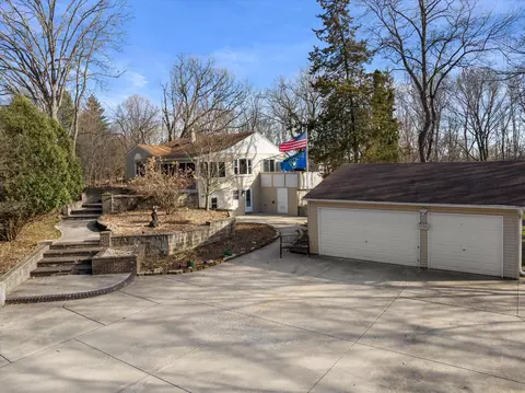 n49w34401 Road P, Oconomowoc, WI 53069
