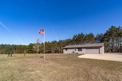 5372 Iberia, Sparta, WI 54656