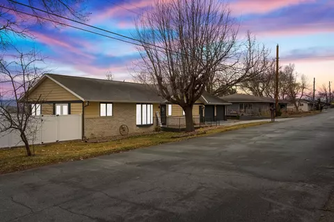 n5035 Sunset Vista Road, Onalaska, WI 54650