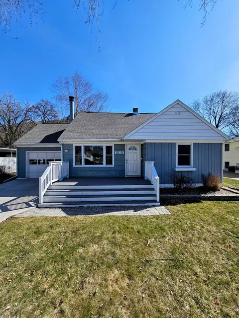 1615 S 30th, La Crosse, WI 54601