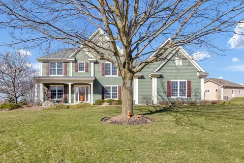 w232n7917 Nesting, Sussex, WI 53089