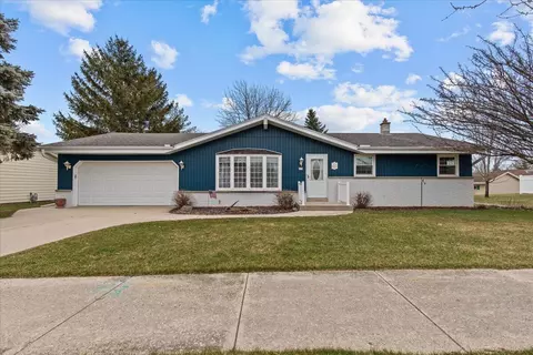 523 Mulberry, West Bend, WI 53090