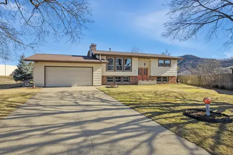 2831 Richard, La Crosse, WI 54601