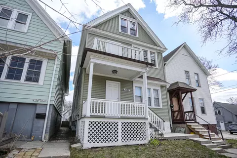 2522 N Fratney, Milwaukee, WI 53212