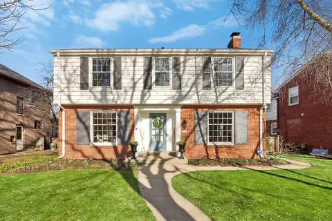 5326 N Diversey, Whitefish Bay, WI 53217