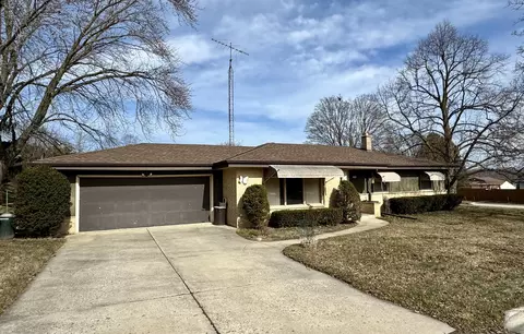 1800 Maple, South Milwaukee, WI 53172