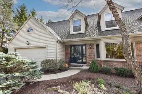 1509 W Eastbrook, Mequon, WI 53092