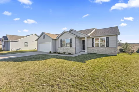 n8192 Woody Lane, Ixonia, WI 53036