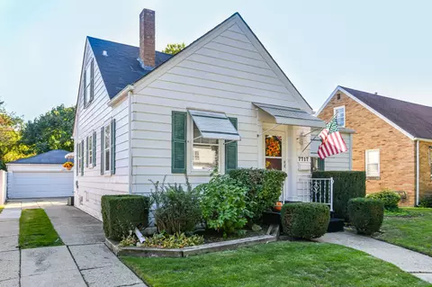 7717 29th, Kenosha, WI 53143