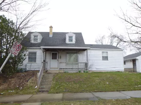 4230 W Lancaster, Milwaukee, WI 53209