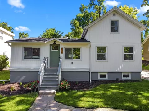 517 Water, Lake Geneva, WI 53147
