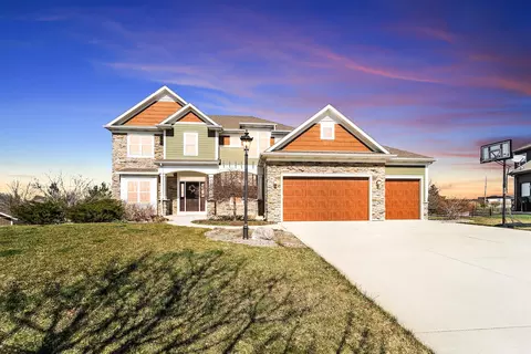 8529 Chaucer, Bristol, WI 53104