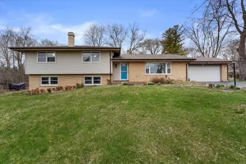 w199n9355 Wellington, Menomonee Falls, WI 53051