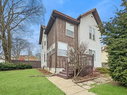 136 Randall, Waukesha, WI 53188