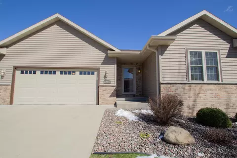 335 S Goldenrod, Sun Prairie, WI 53590