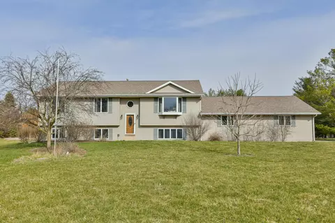 n3705 Willow Bend Lane, Geneva, WI 53147