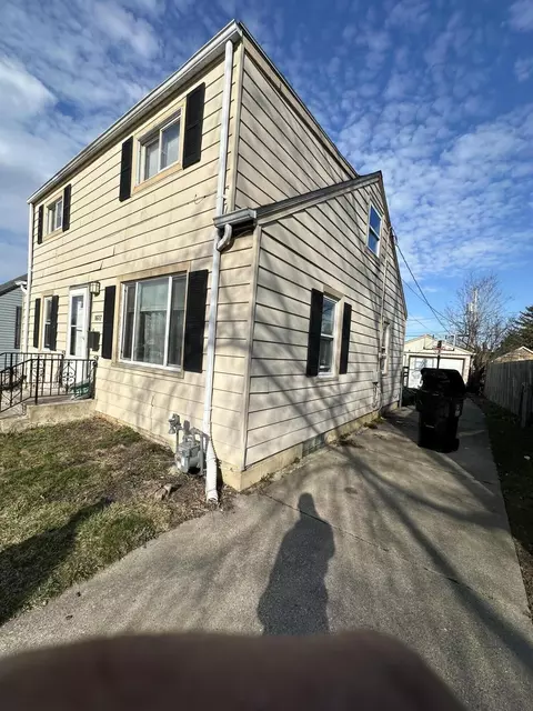 1617 Russet, Racine, WI 53405