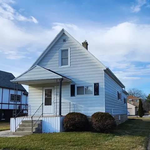 1620 Missouri, South Milwaukee, WI 53172