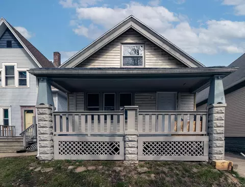 208 E Townsend, Milwaukee, WI 53212