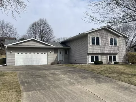 409 August Hls, La Crescent, MN 55947