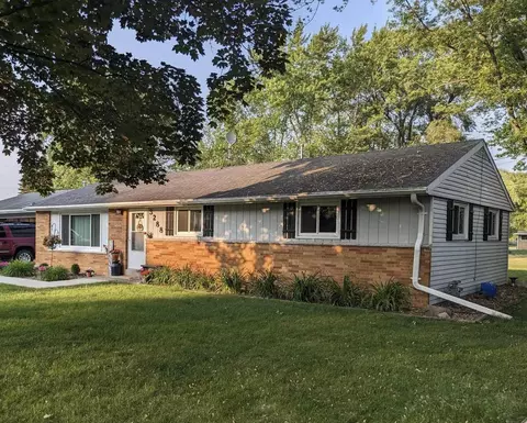 3288 S 147th, New Berlin, WI 53151