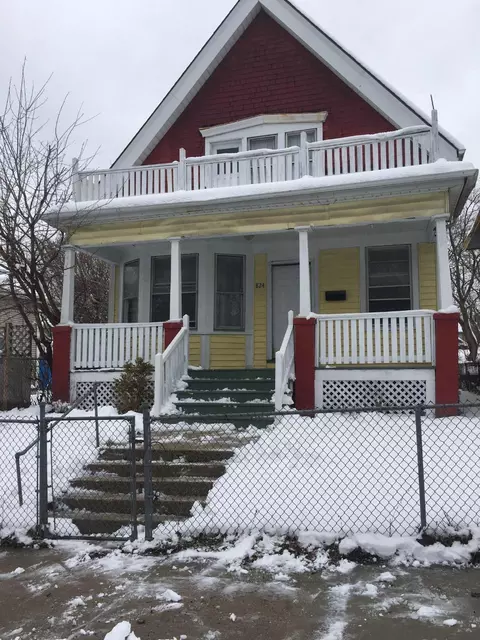 824 W Concordia, Milwaukee, WI 53206