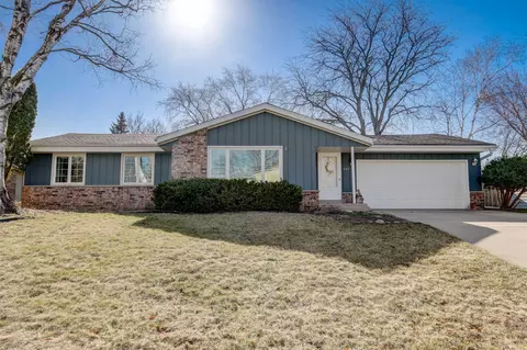 601 Cambridge, Waukesha, WI 53188