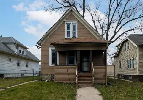 5233 N 38th, Milwaukee, WI 53209