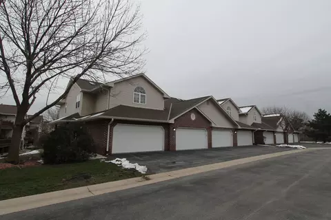 7901 S Scepter #1, Franklin, WI 53132