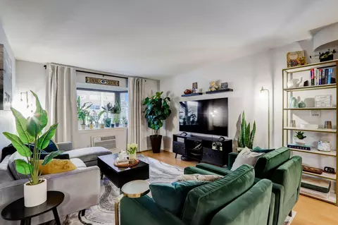 1108 N Milwaukee #258, Milwaukee, WI 53202