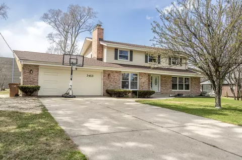 7453 N Chadwick, Glendale, WI 53217